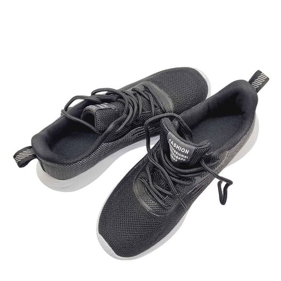 Breathable Black Mesh Lace-Up Running Shoes For boys With Lightweight size 4 - Picture 2 of 11